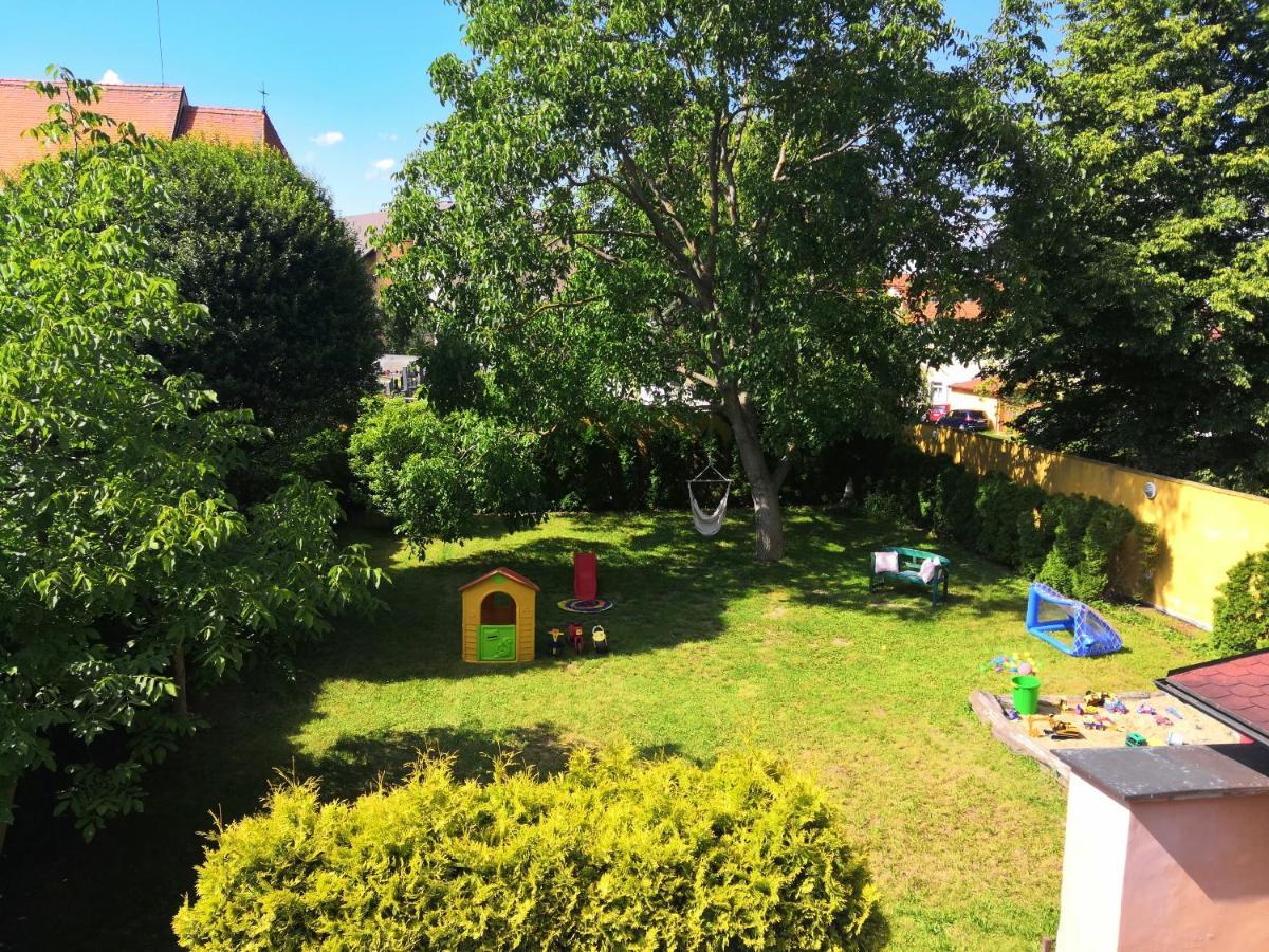 Historický dům u lázní Apartamento Třeboň Exterior foto