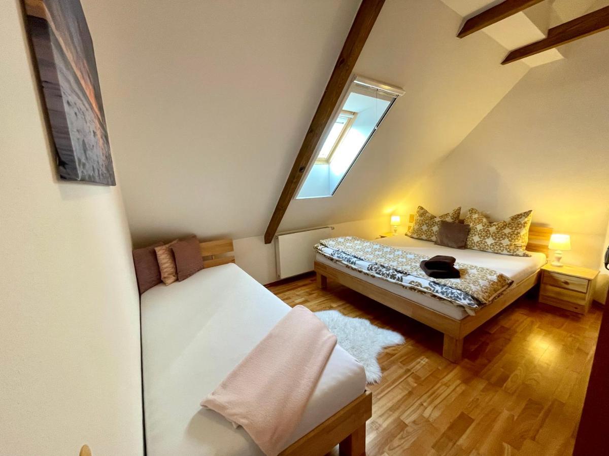 Historický dům u lázní Apartamento Třeboň Exterior foto