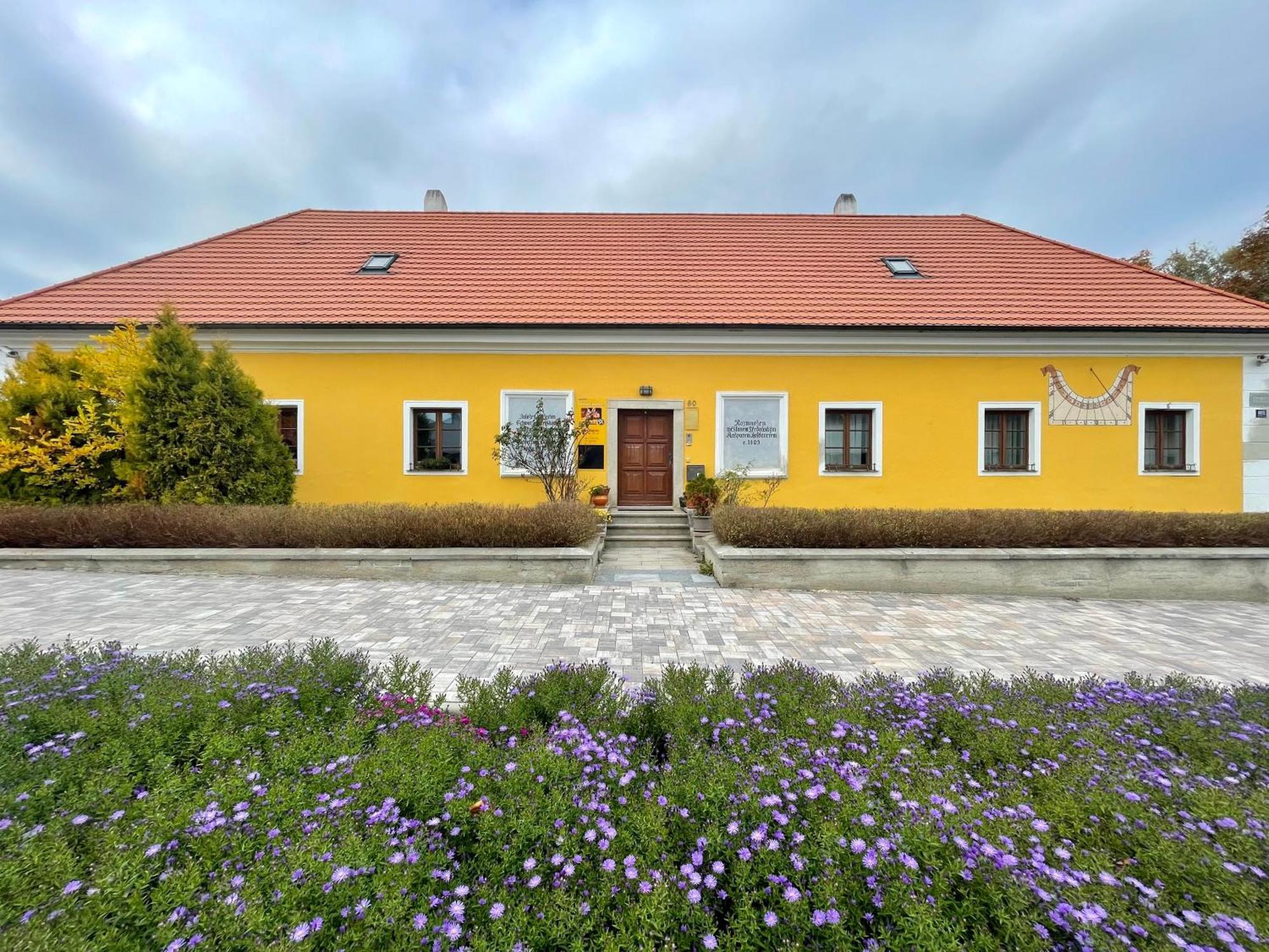 Historický dům u lázní Apartamento Třeboň Exterior foto