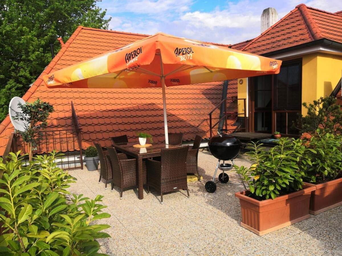 Historický dům u lázní Apartamento Třeboň Exterior foto