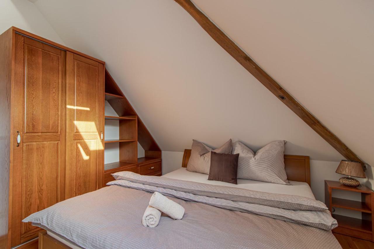 Historický dům u lázní Apartamento Třeboň Exterior foto