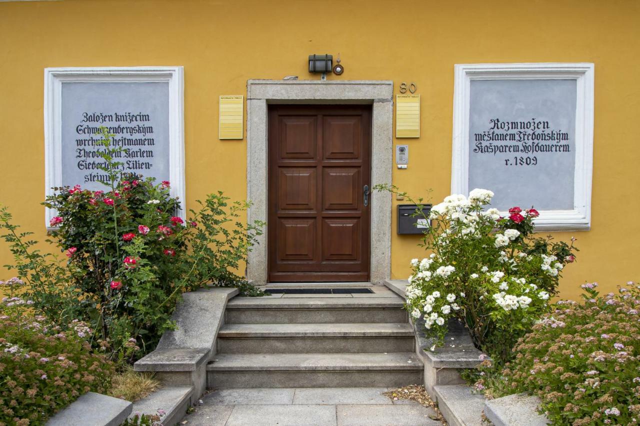 Historický dům u lázní Apartamento Třeboň Exterior foto